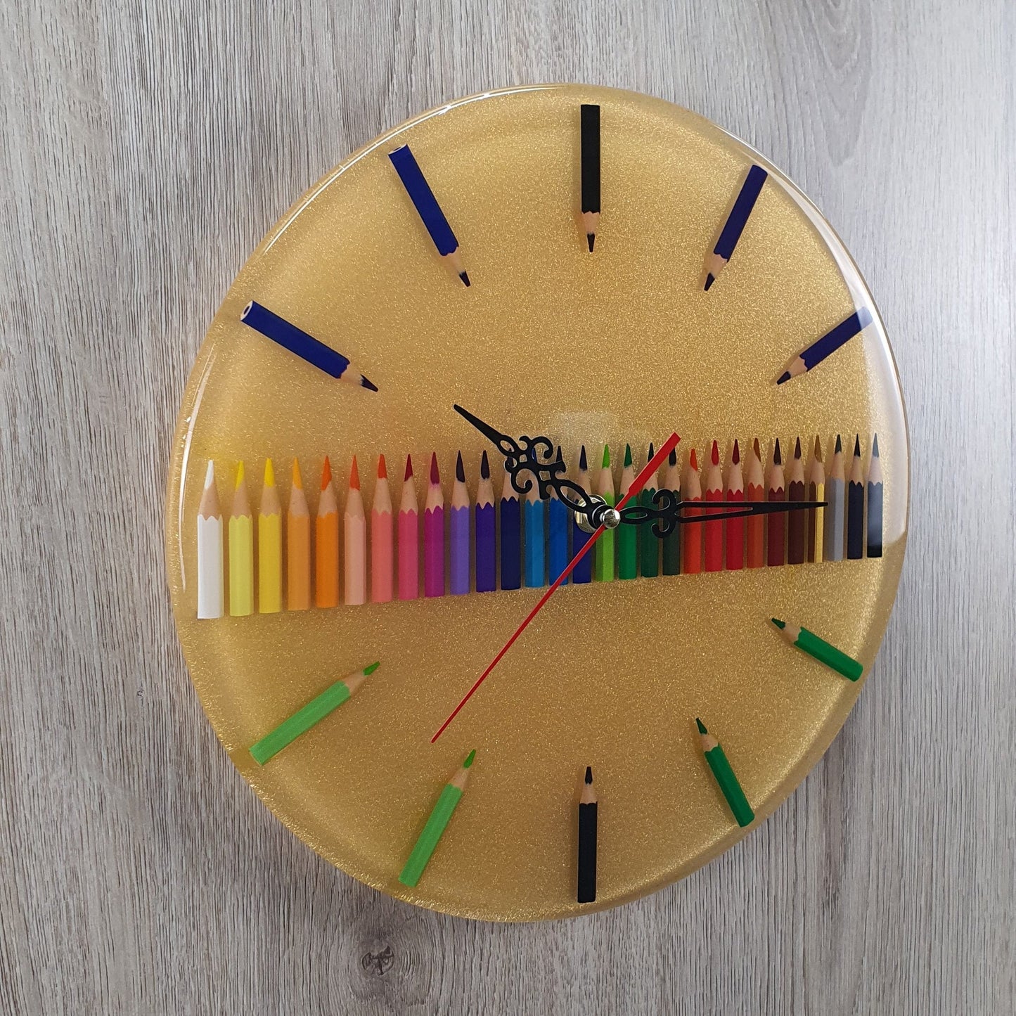 Epoxy Resin and Colored Pencil Clock – A Unique Handmade Piece